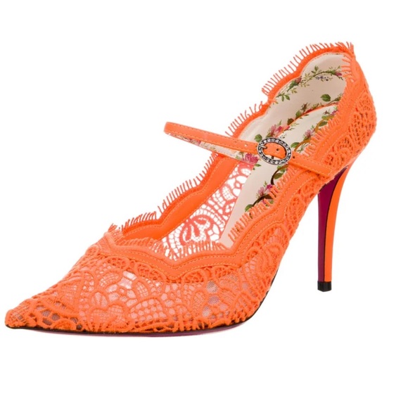 Brand New Gucci Virginia lace Pattern pumps with Tags- box included - Picture 1 of 3